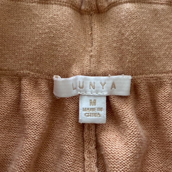 Lunya wide leg crop elastic waist lounge pants in color nutmeg - Picture 9 of 11